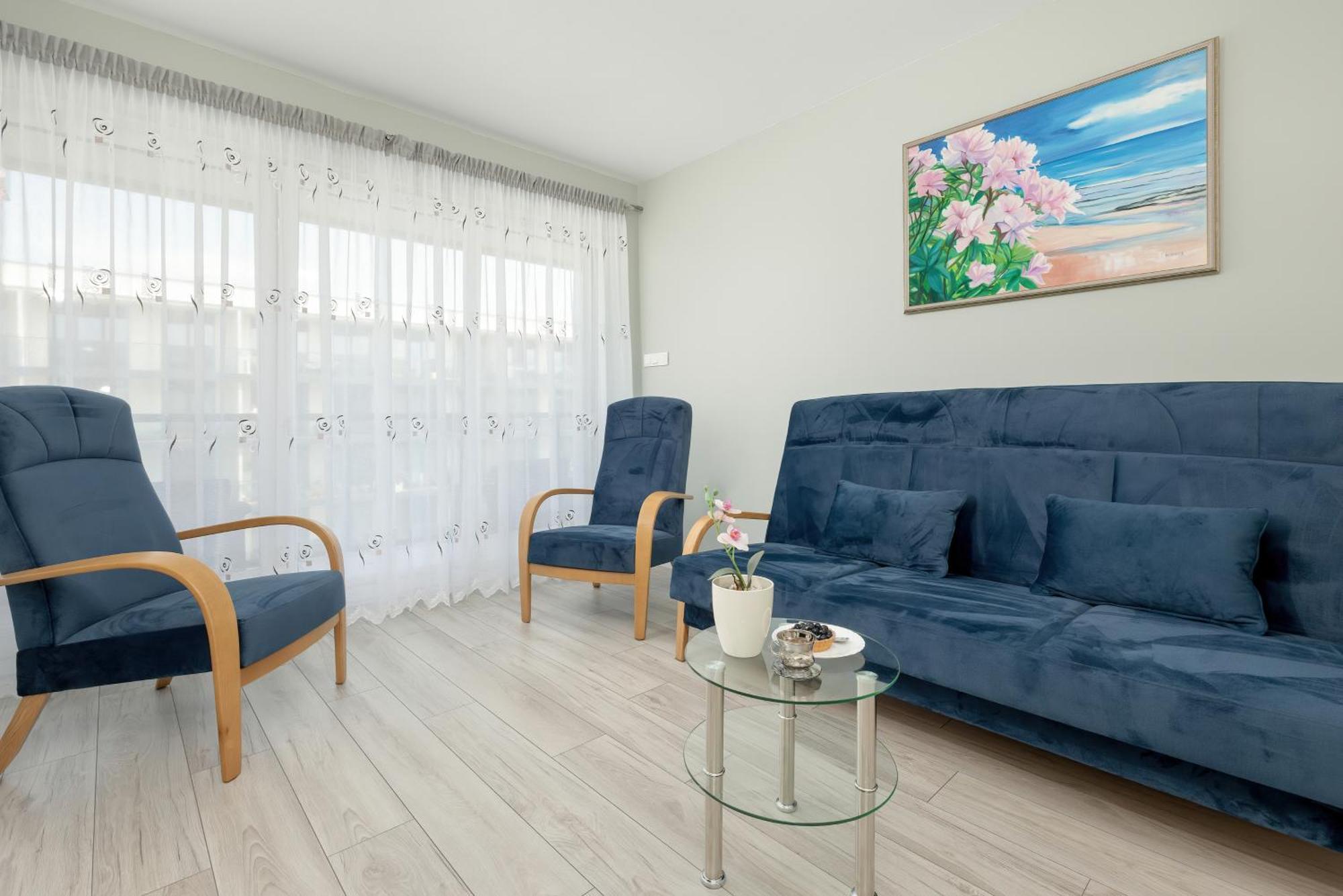 Apartment Azalia Marina Basen & Epapartamenty Dziwnów
